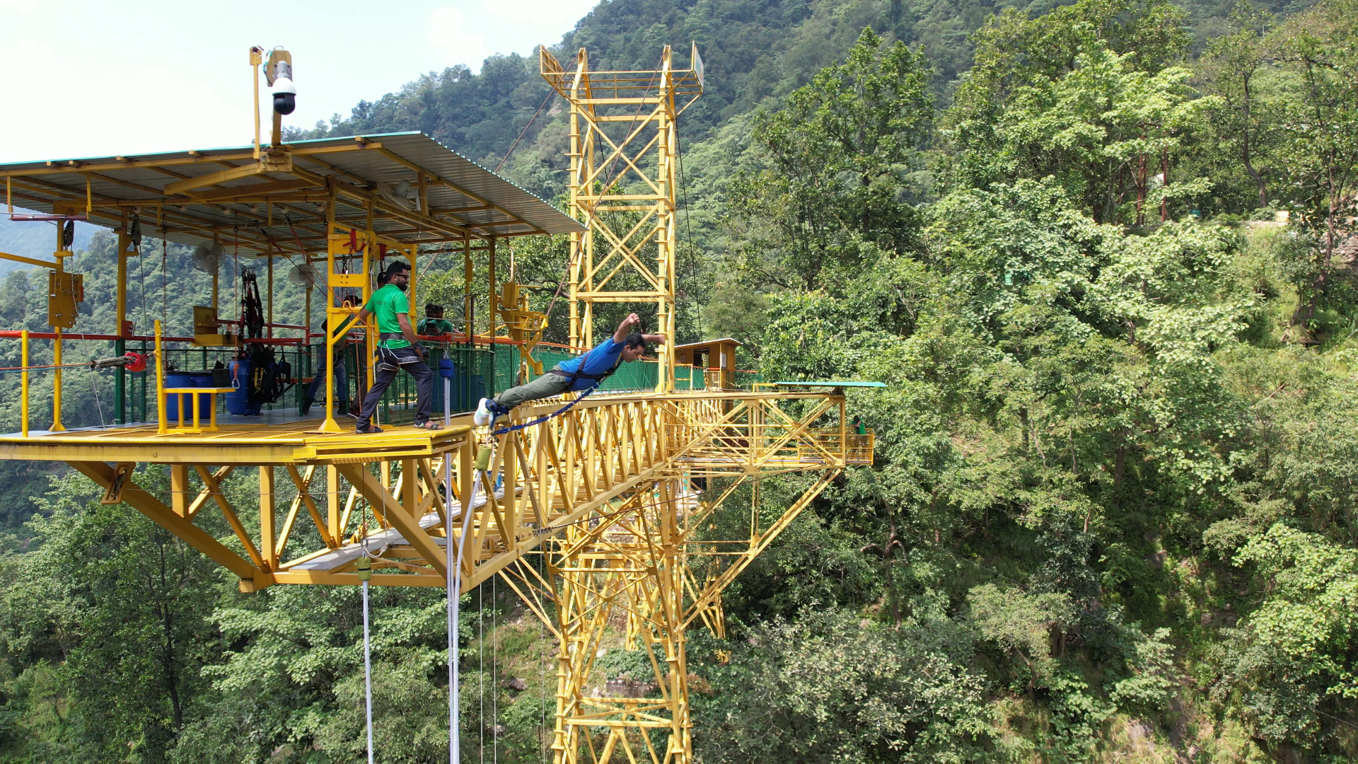 Jumpin Heights bungee jumping preparation in Rishikesh