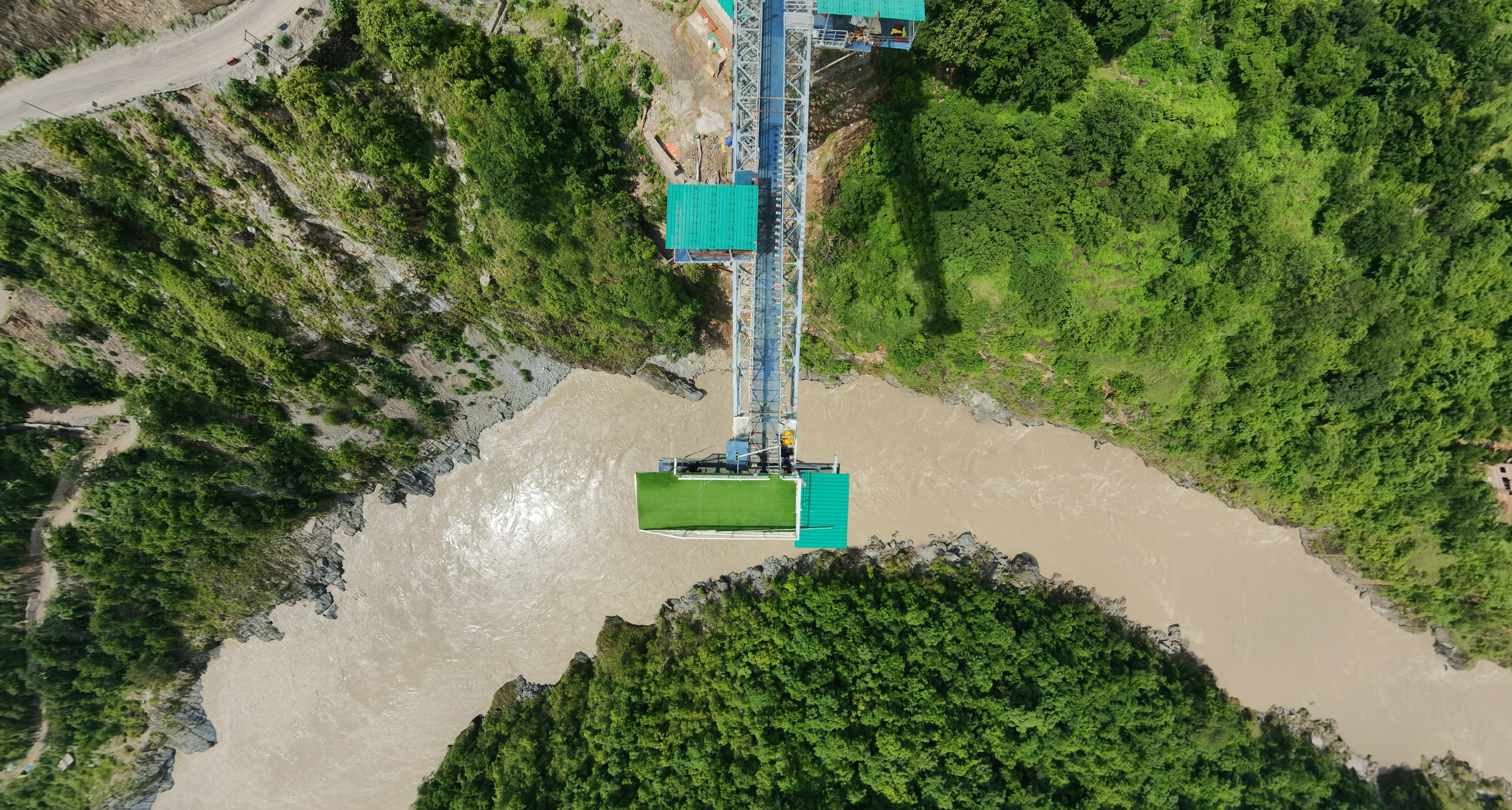 Maa Ganga Bungy platform and bridge above the river in Devprayag